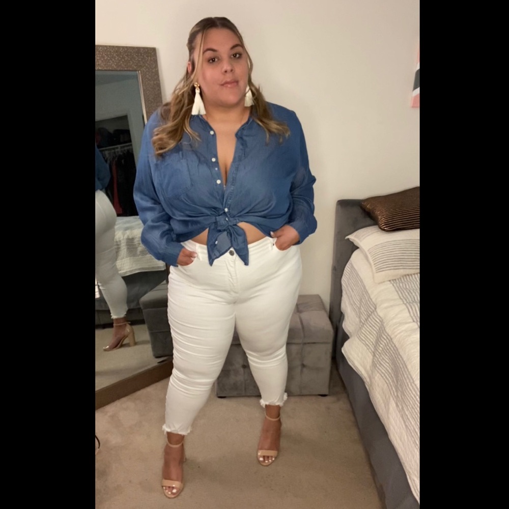 Terra Sky Chambray Button Down(New)